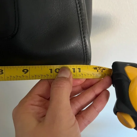 Vintage Coach Madison Satchel - Picture 8 of 9